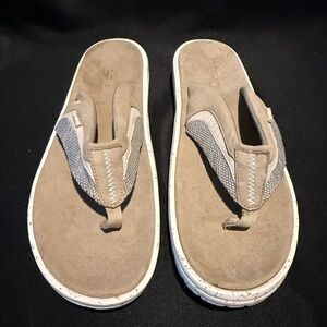 Hey Dude Beige and Gray Flip-Flops for Men